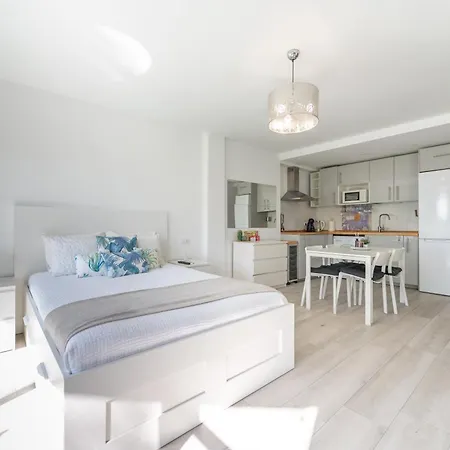 Apartment Moderno Estudio Y Piscina A 50 Metros De La Playa Marbella
