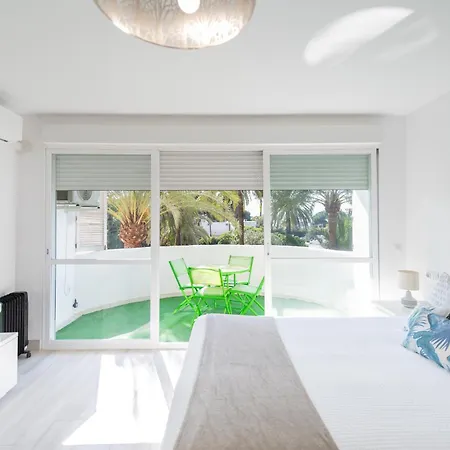 Moderno Estudio Y Piscina A 50 Metros De La Playa Marbella